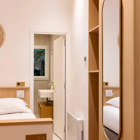 Amazing - 2p - Arc De Triomphe